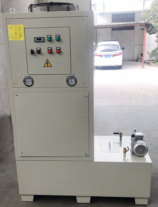 嚴(yán)寒降溫天氣，油冷機該怎樣防凍“保暖”？