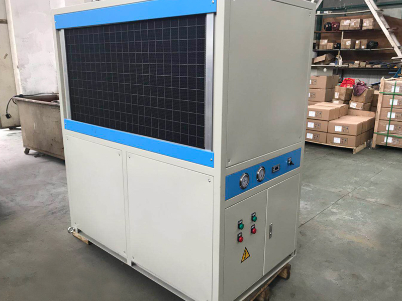 油冷機冬季清洗應該清洗哪些部件？