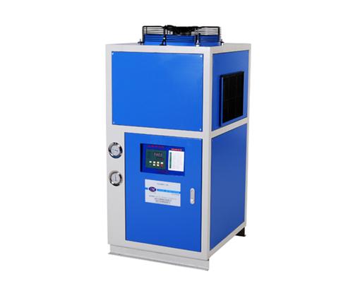 工業(yè)冷油機(jī)該怎樣進(jìn)行定期的安全檢查？